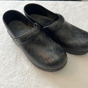 Dansko shoes